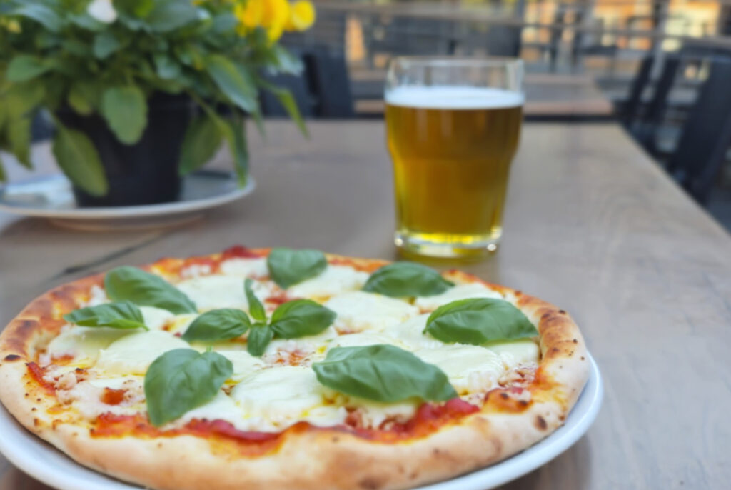 Etusivu lepola pizza