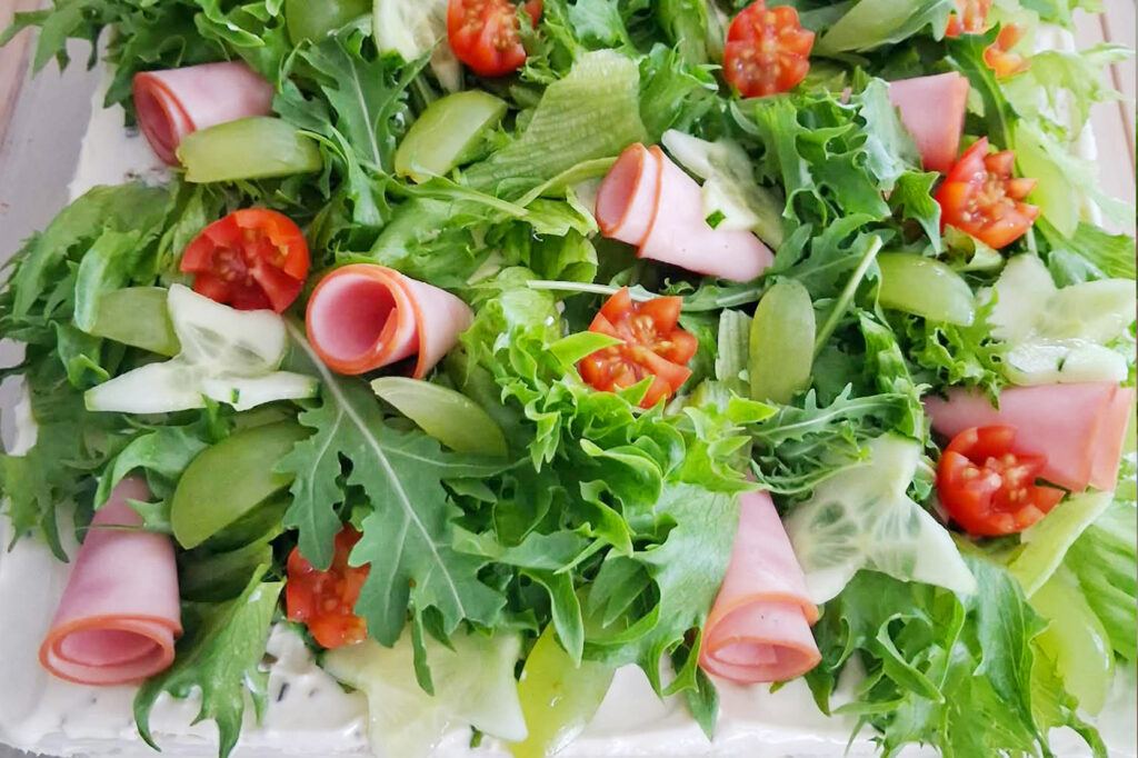 lepola catering pitopalvelu tuulia niva voileipakakku  pitopalvelu catering kuhmalahti kangasala